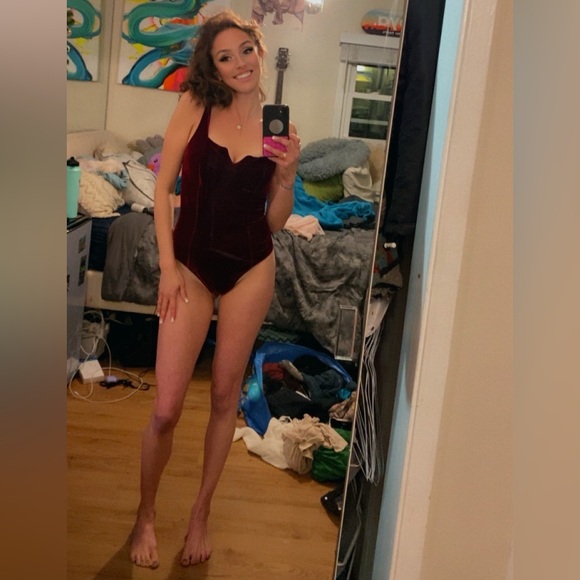 Elegant Velvet Burgundy Body Suit - Picture 3 of 12